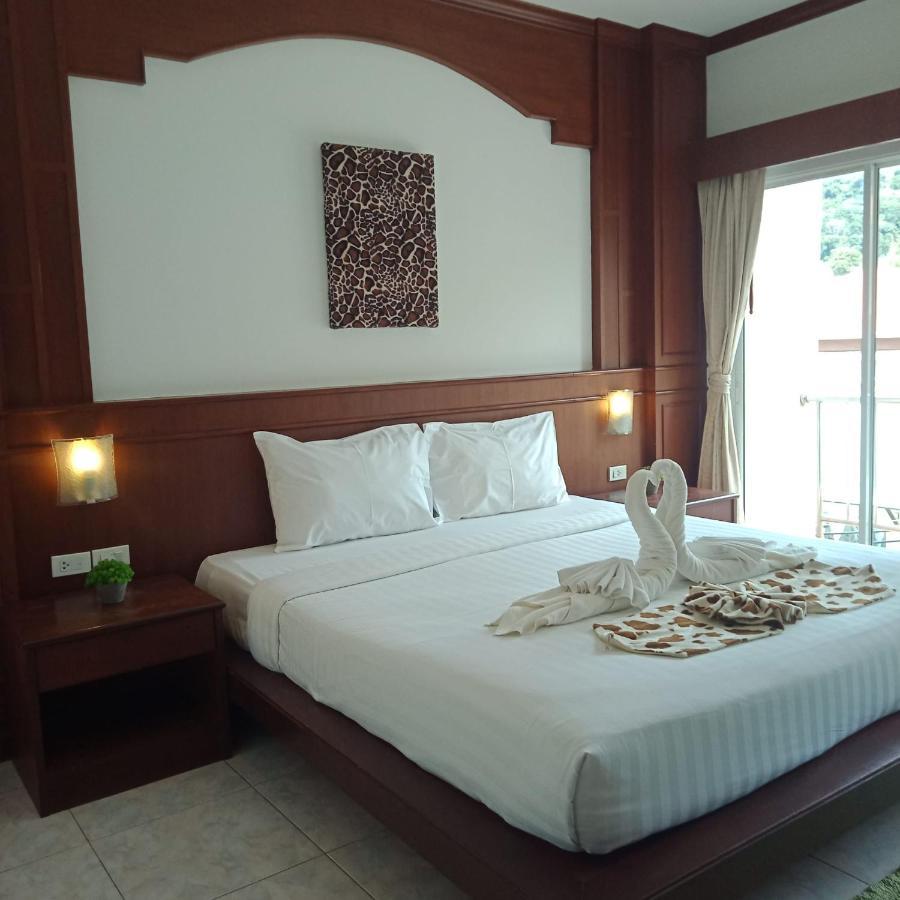 Aparthotel New Forest 3*